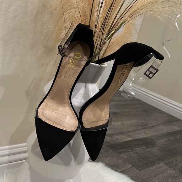 🖤🖤BLACK SUEDE HEELS - Picture 14 of 16